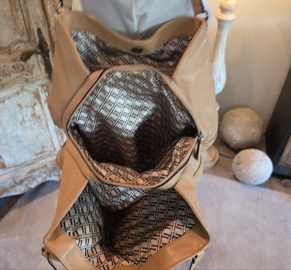 Tignanello Neutral Tan Leather Shoulder Bag
